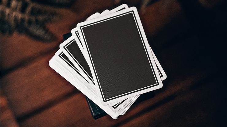 Mazzo Di Carte NOC Pro 2021 - Colore Burgundy - Carte Professionali Con Retro Marcato Per Magia E Cardistry - Stampate Negli USA - 4
