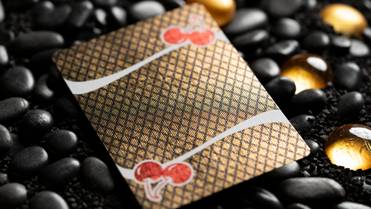 Bee Casino トランプ 3セット 赤 青 茶色 ★RARE★ Limited Bee X Cherry 3 deck Set (Blue, Red and Black) Playing Cards