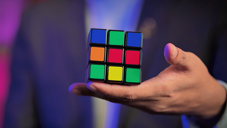 Chaos Cube (Gimmicks and Online Instructions) by Alfonso Abejuela