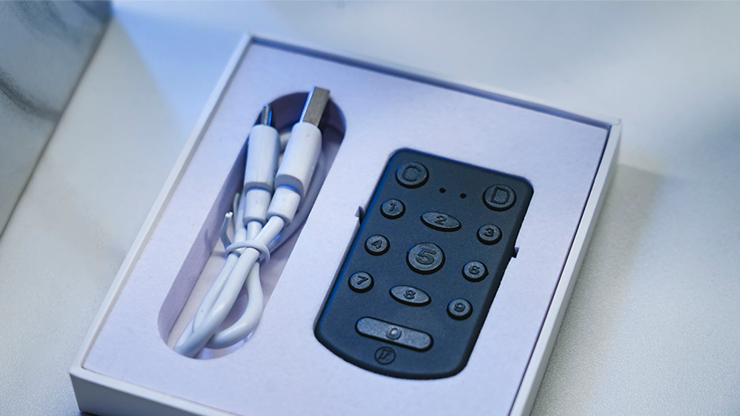 Palm Remote by Pitata Magic